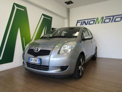 Toyota Yaris 1.0 5 porte usata