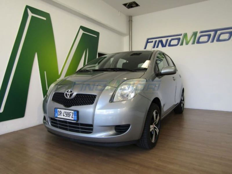 Toyota Yaris 1.0 5 porte