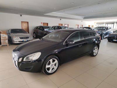 Volvo V60 D3 Geartronic Momentum usata