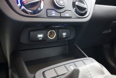 Hyundai i10 1.0 mpi Connectline 63cv (14)