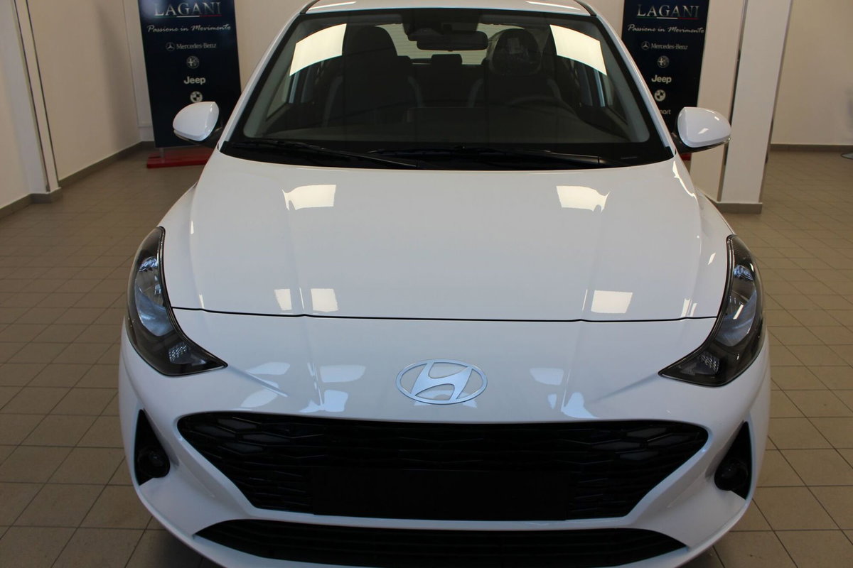 Hyundai i10 1.0 mpi Connectline 63cv (2)