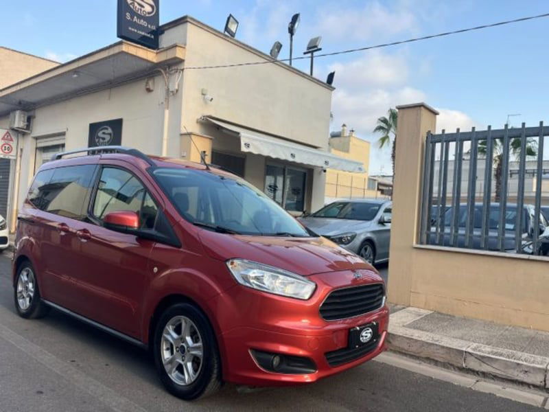 Ford Tourneo Courier 1.5 TDCI 75 CV Titanium