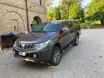 Mitsubishi L200 2.4 DI-D/181CV Double Cab Intense Hp Mivec usato