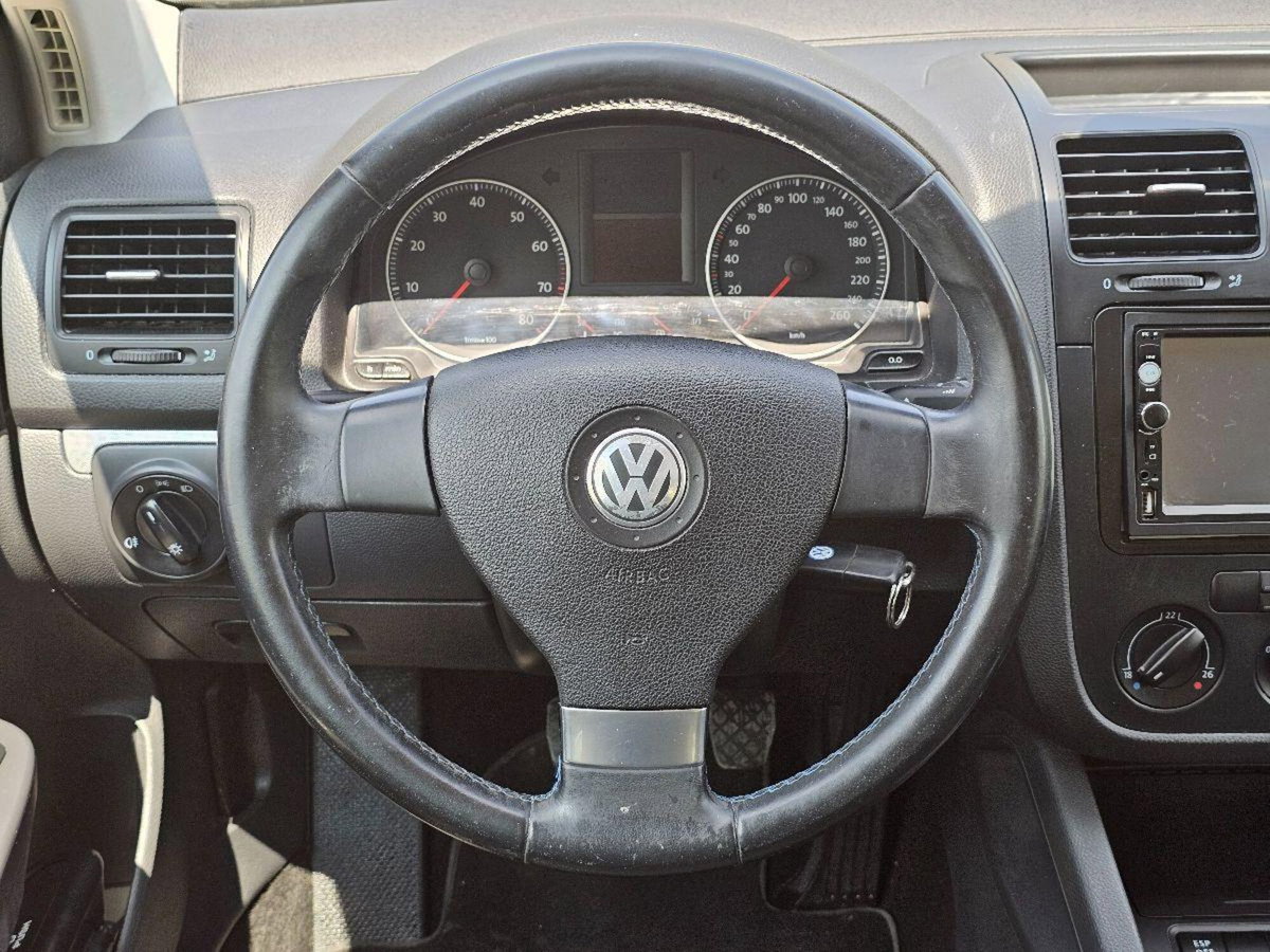Volkswagen Golf 1.6 3p. Comfortline (14)