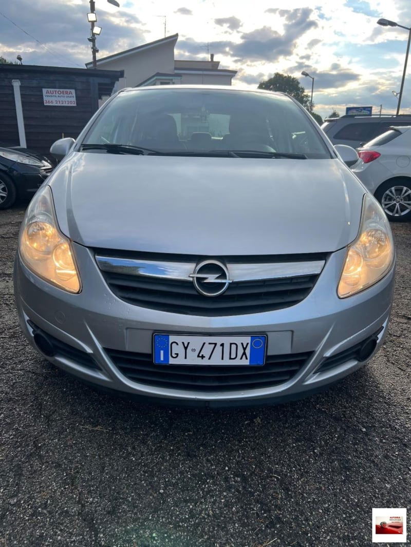 Opel Corsa 1.2 5 porte Cosmo