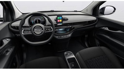 Fiat 500e La Prima Berlina 42 kWh (4)