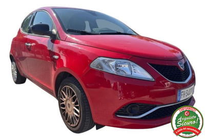 Lancia Ypsilon 1.2 69 CV 5 porte Silver usata