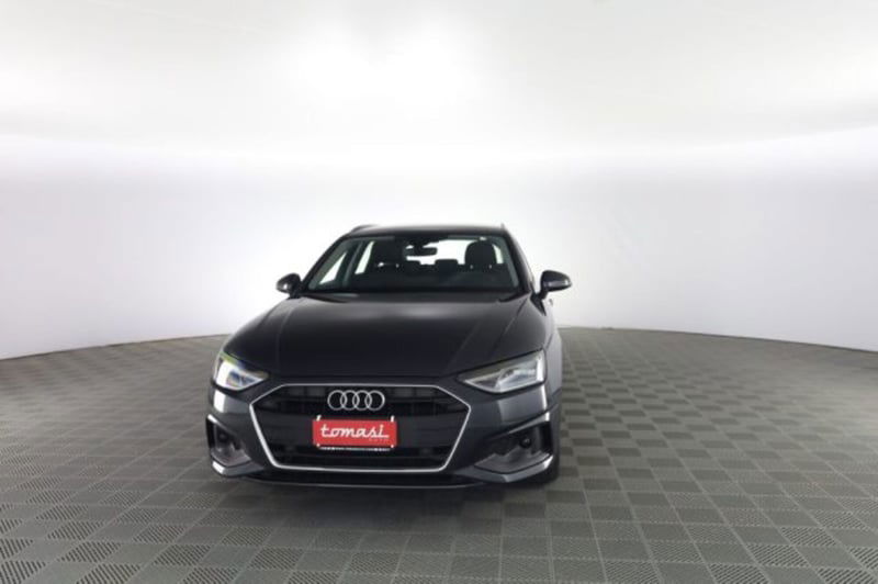 Audi A4 Avant 30 TDI/136 CV S tronic Business Advanced