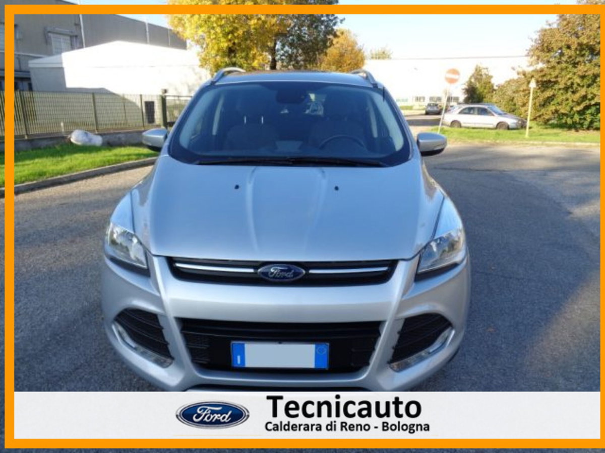 Ford Kuga 2.0 TDCI 150 CV S&S 4WD Titanium X (3)