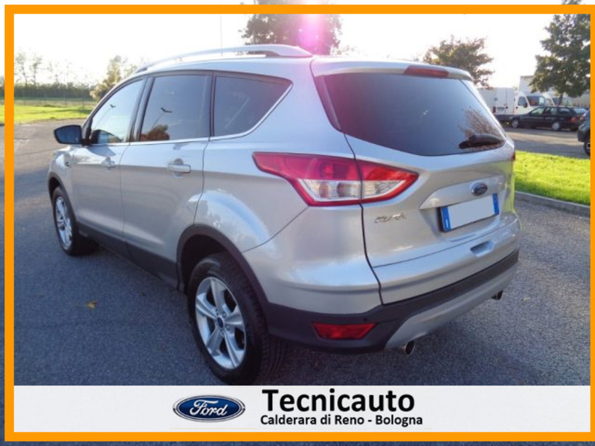 Ford Kuga 2.0 TDCI 150 CV S&S 4WD Titanium X (6)