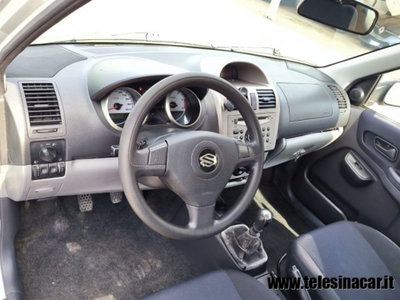 Suzuki Ignis 1.3 DDiS 16V cat Deluxe (12)
