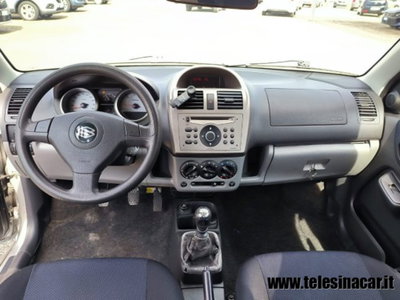 Suzuki Ignis 1.3 DDiS 16V cat Deluxe (7)
