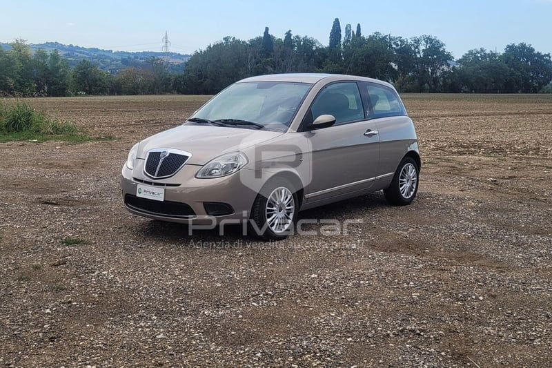 Lancia Ypsilon 1.2 New Oro
