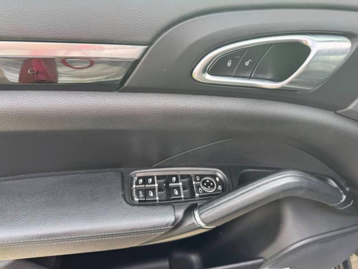 Porsche Cayenne 3.0 Diesel (14)