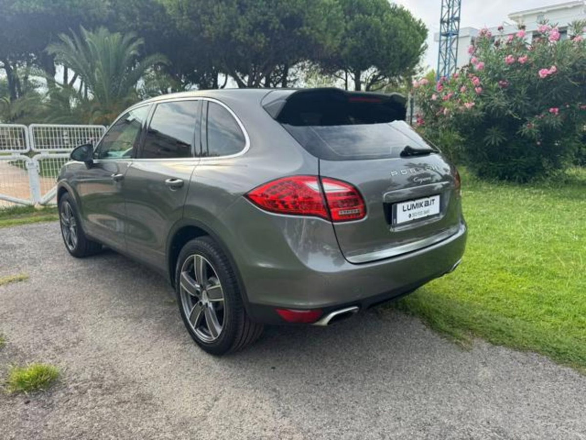 Porsche Cayenne 3.0 Diesel (4)