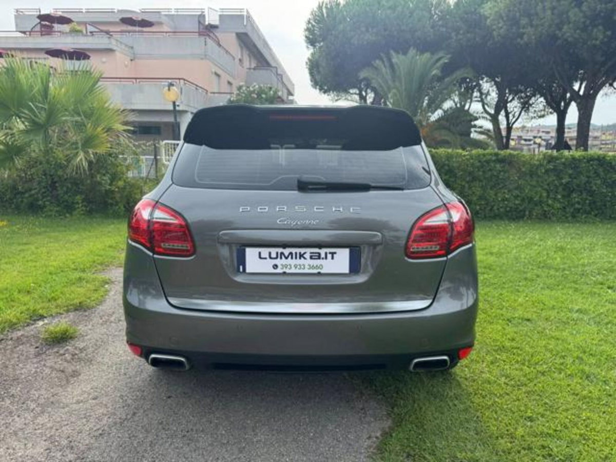 Porsche Cayenne 3.0 Diesel (6)