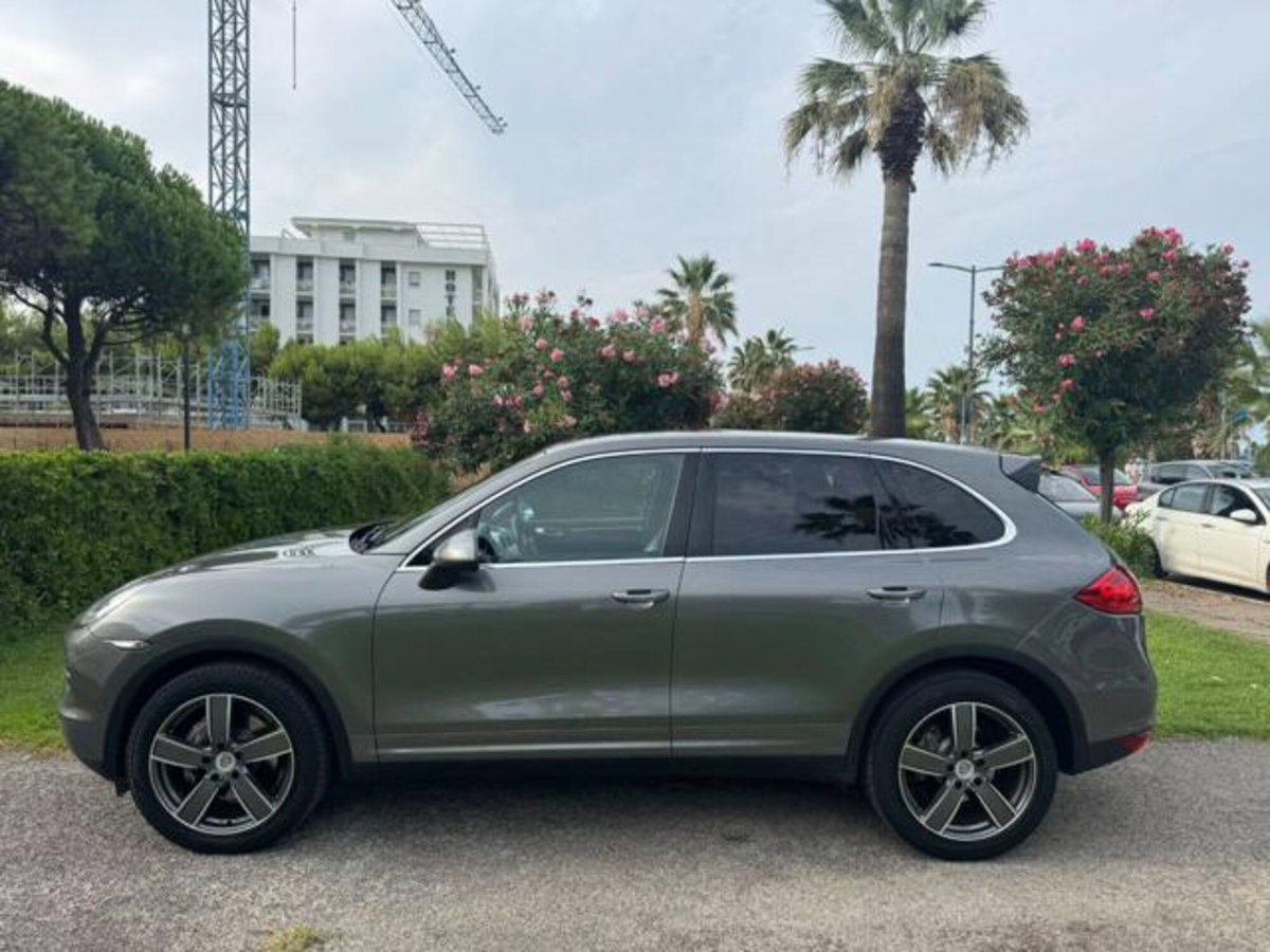Porsche Cayenne 3.0 Diesel (7)