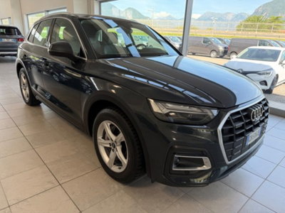 Audi Q5 50 TFSI e quattro S tronic Business Design (4)