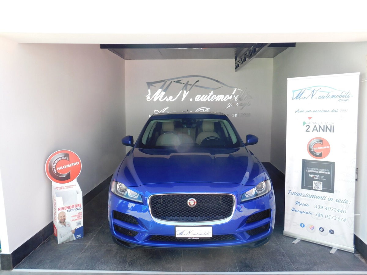 Jaguar F-Pace 2.0 D 180 CV AWD Prestige
