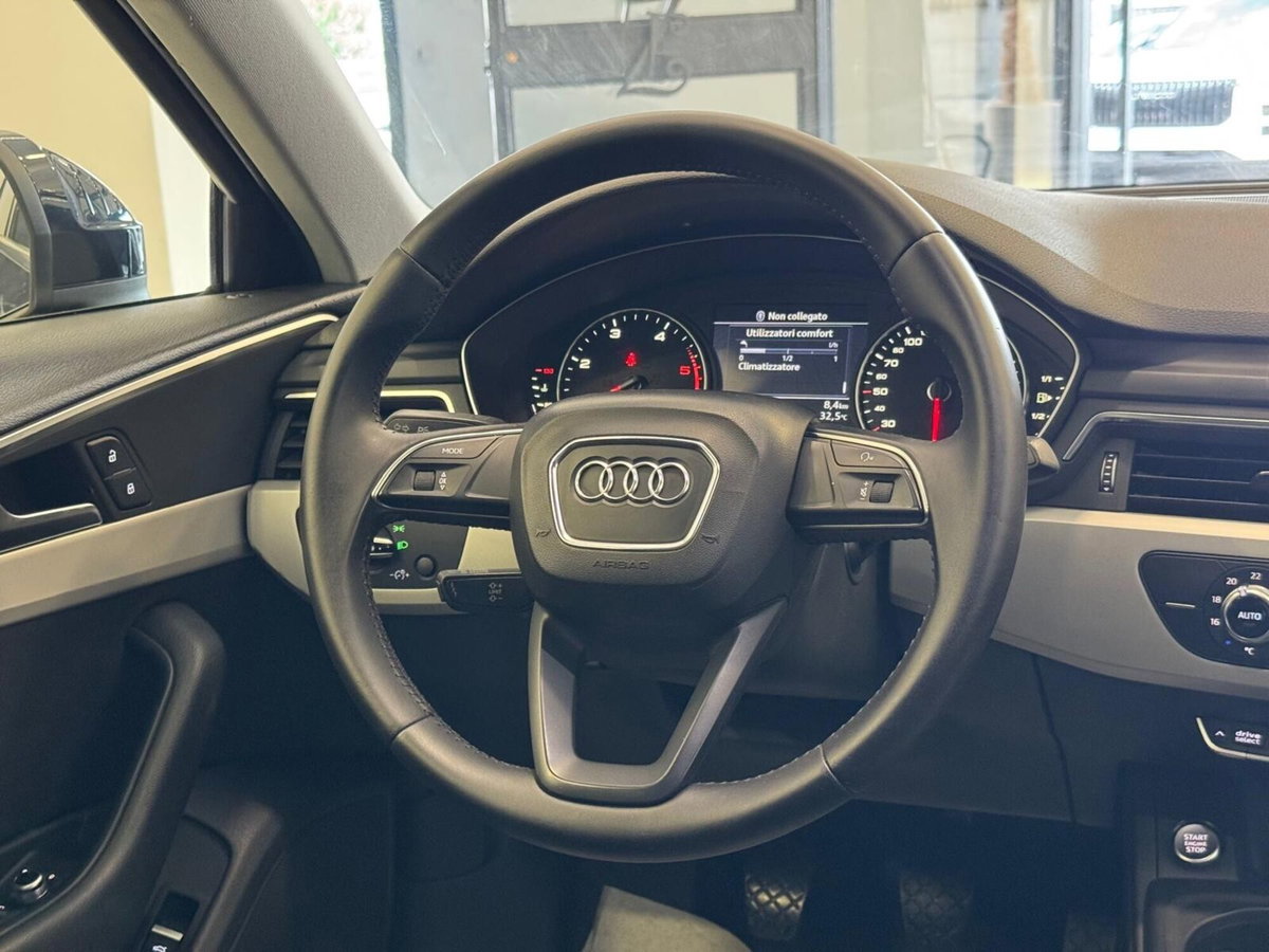 Audi A4 2.0 TDI 150 CV ultra (16)