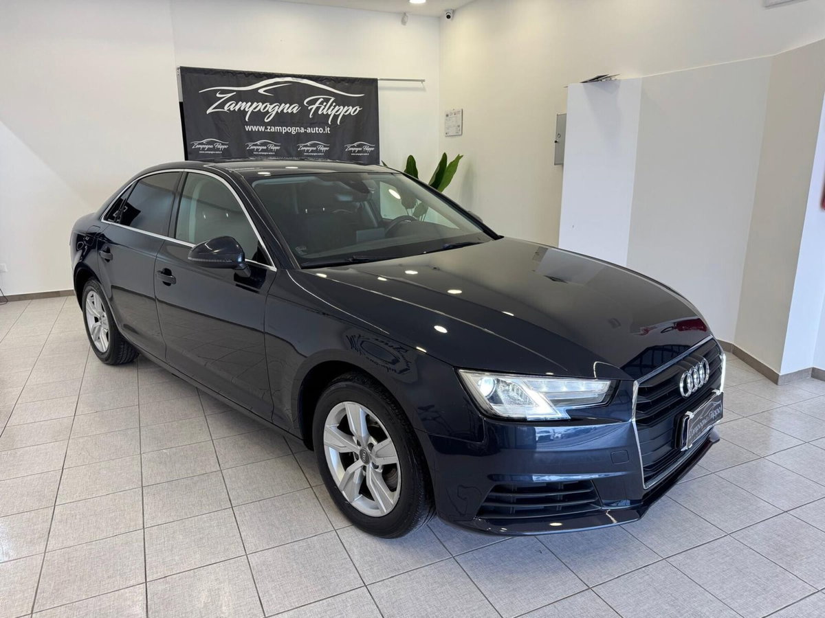 Audi A4 2.0 TDI 150 CV ultra (3)