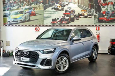 Audi Q5 40 2.0 tdi mhev 12V Identity Black quattro s-tronic usata