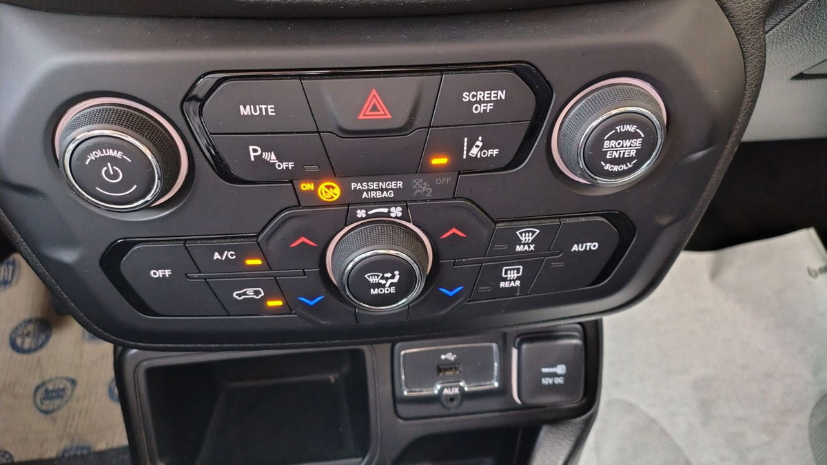 Jeep Renegade 1.0 T3 Limited (7)