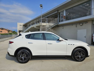 Maserati Levante Levante V6 AWD Gransport (4)