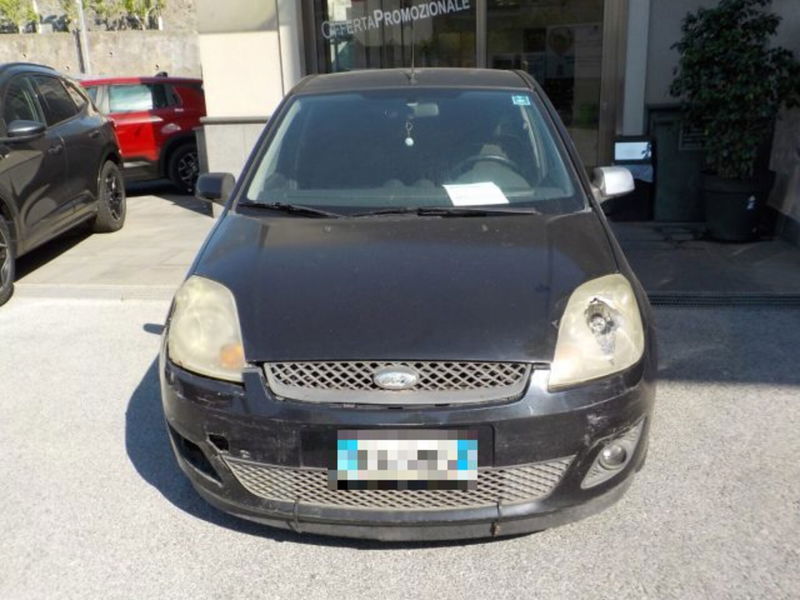 Ford Fiesta 1.4 TDCi 68CV 5 porte Titanium