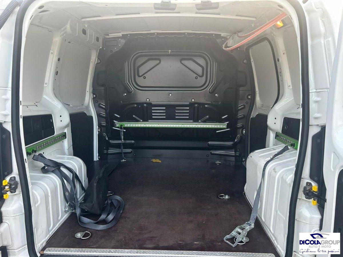 Fiat Fiorino Furgone cargo 1.3 mjt 95cv ecojet SX E6d-temp (6)