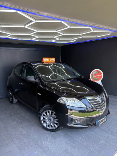 Lancia Ypsilon 1.2 69 CV 5 porte GPL Ecochic Gold usata