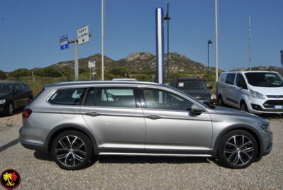Volkswagen Passat Variant Alltrack 2.0 TDI 190 CV 4MOTION DSG BMT (19)