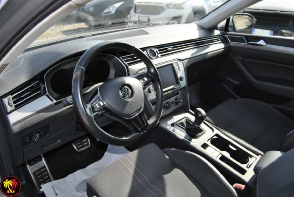 Volkswagen Passat Variant Alltrack 2.0 TDI 190 CV 4MOTION DSG BMT (5)