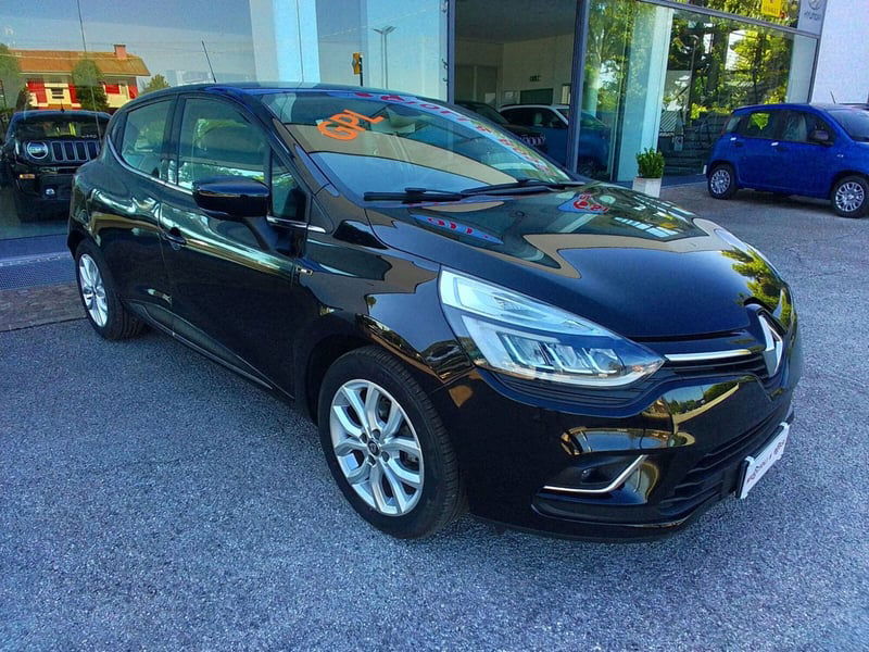 Renault Clio TCe 12V 90 CV GPL 5 porte Moschino Zen