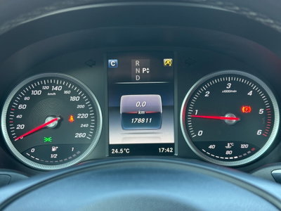 Mercedes-Benz Classe C 180 d Auto Executive (17)