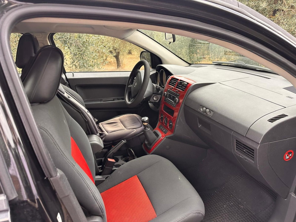 Dodge Caliber 2.0 Turbodiesel DPF SXT Sport (5)