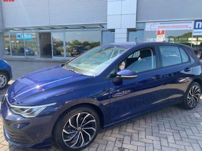 Volkswagen Golf 2.0 TDI SCR Life usata