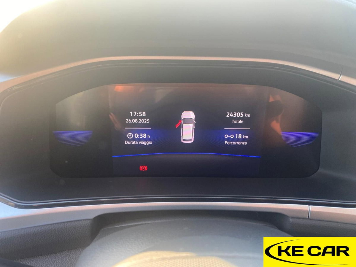 Volkswagen T-Roc 2.0 tdi Life 115cv (17)