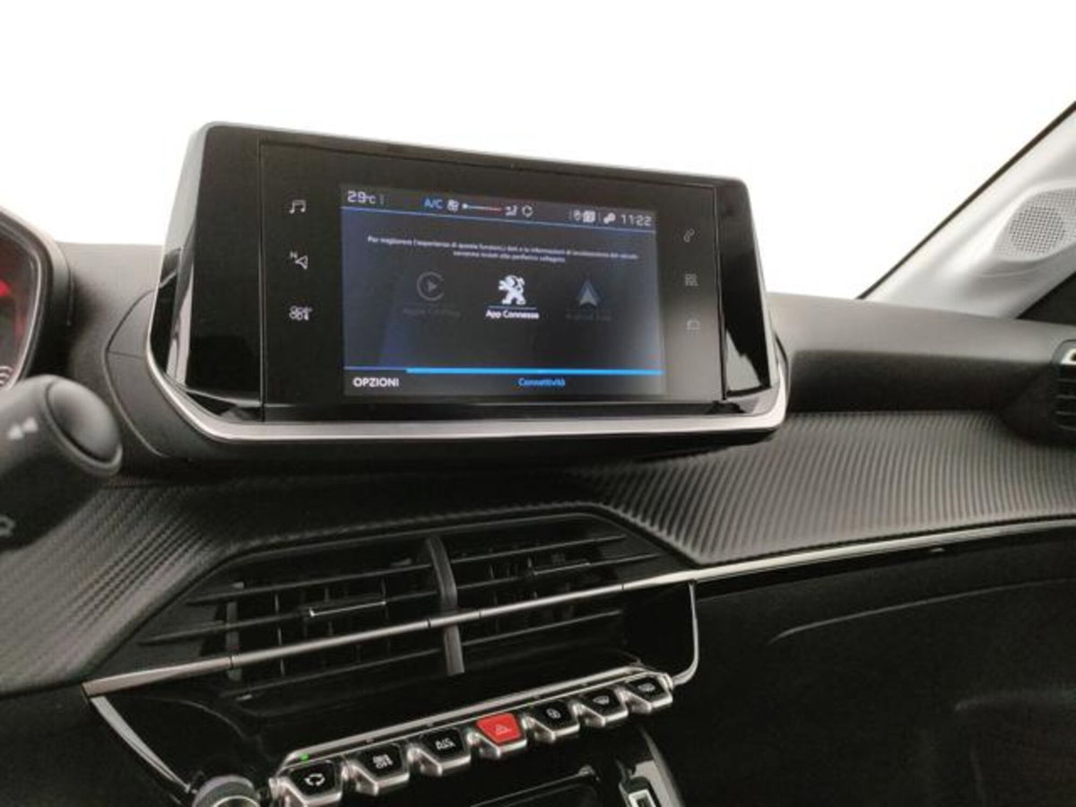 Peugeot 208 1.2 puretech Active s&s 75cv (11)