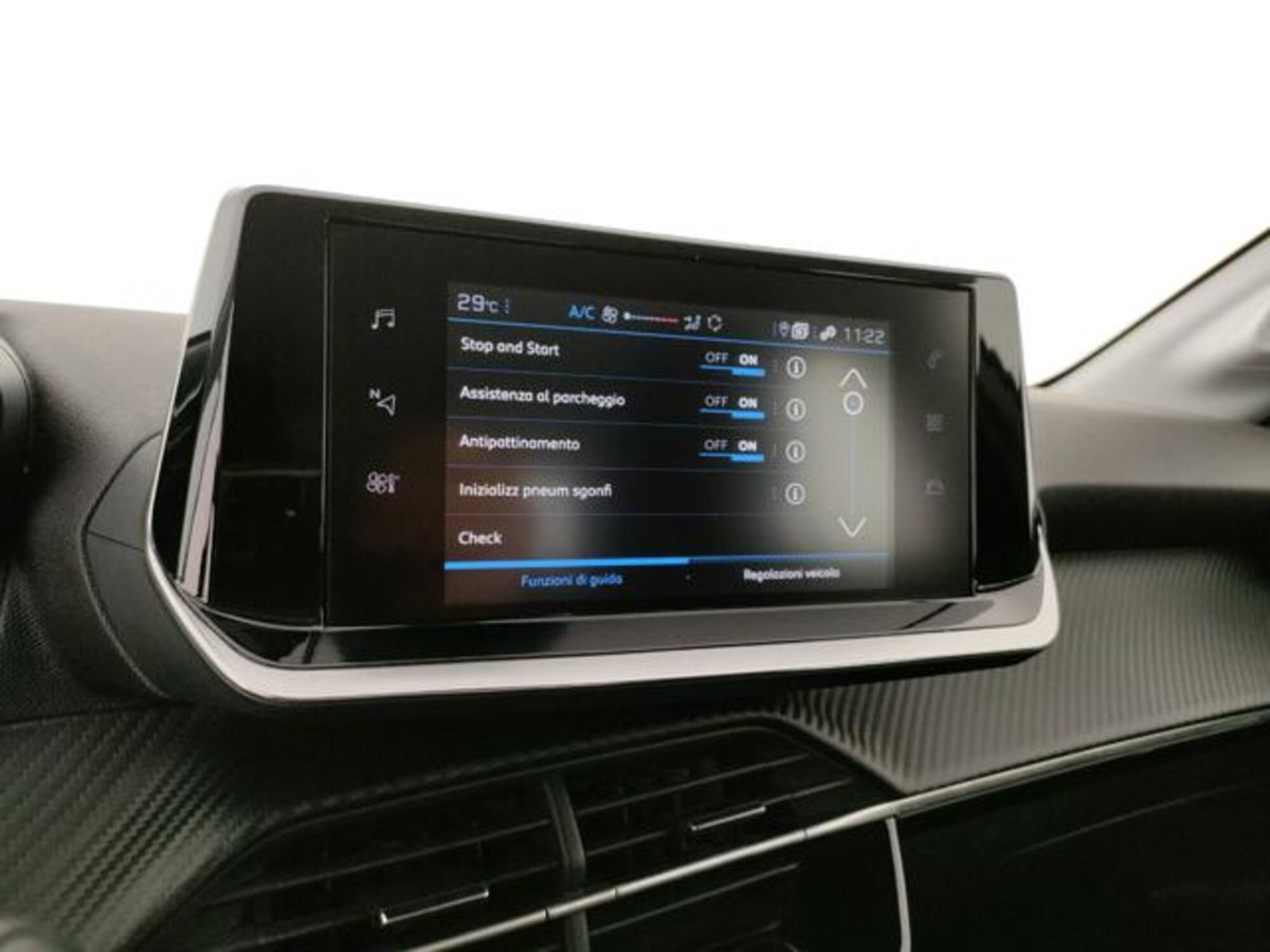 Peugeot 208 1.2 puretech Active s&s 75cv (13)