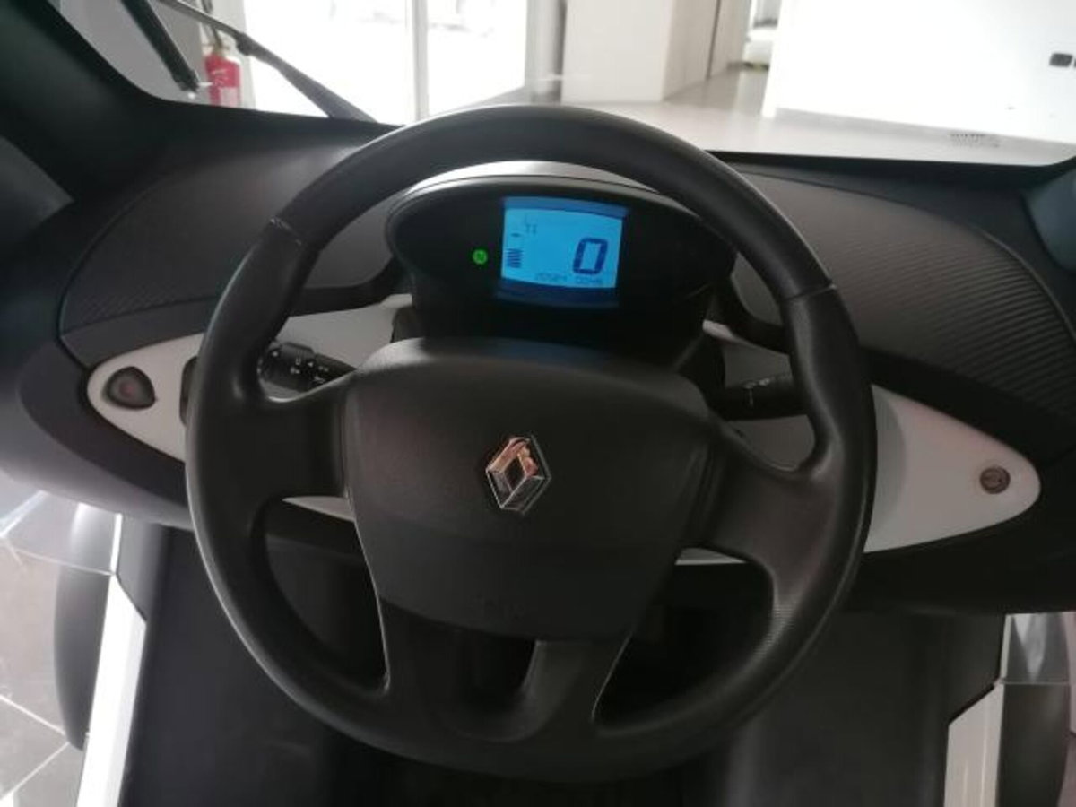 Renault Twizy 80 Intens (12)