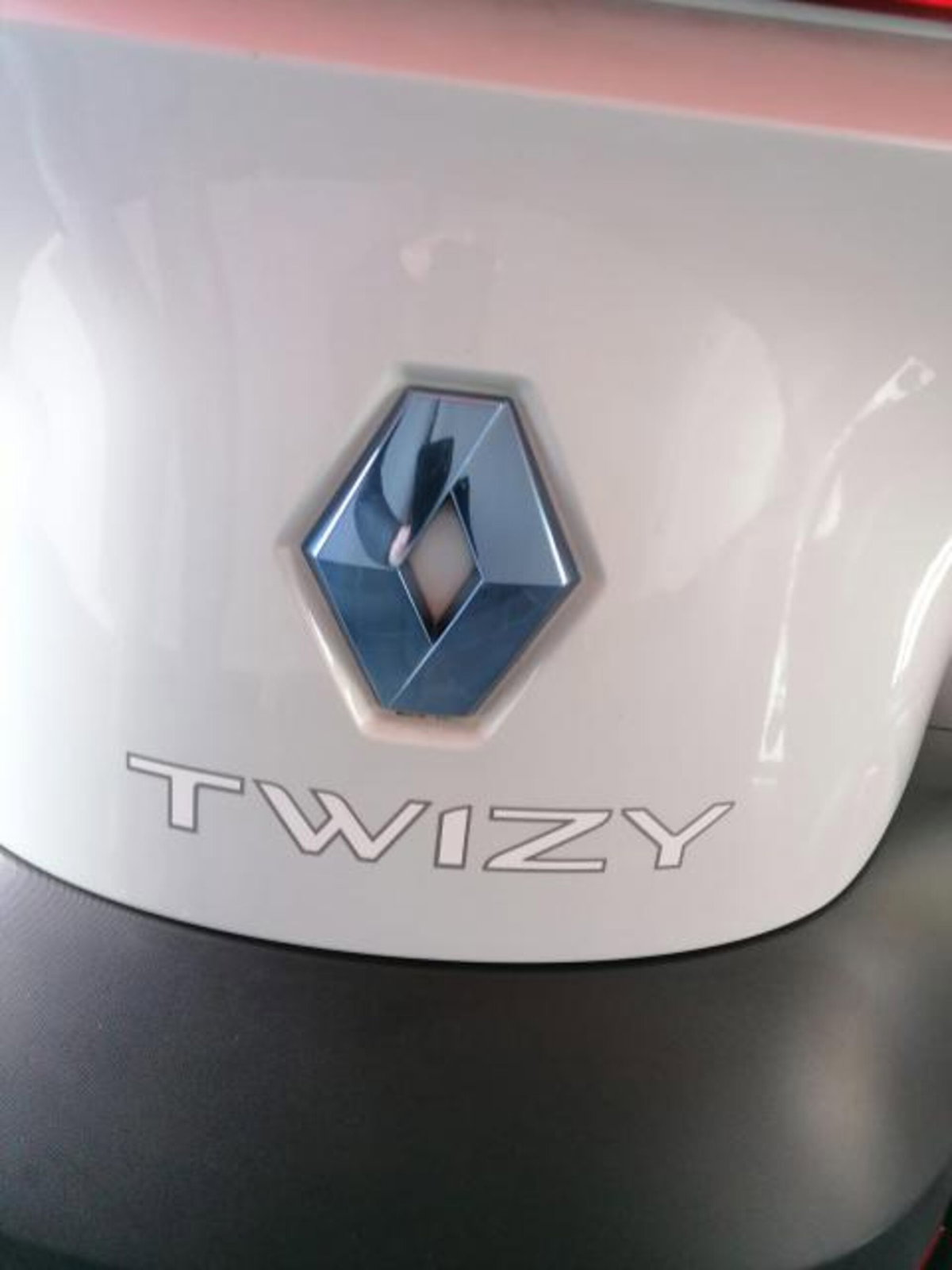 Renault Twizy 80 Intens (17)