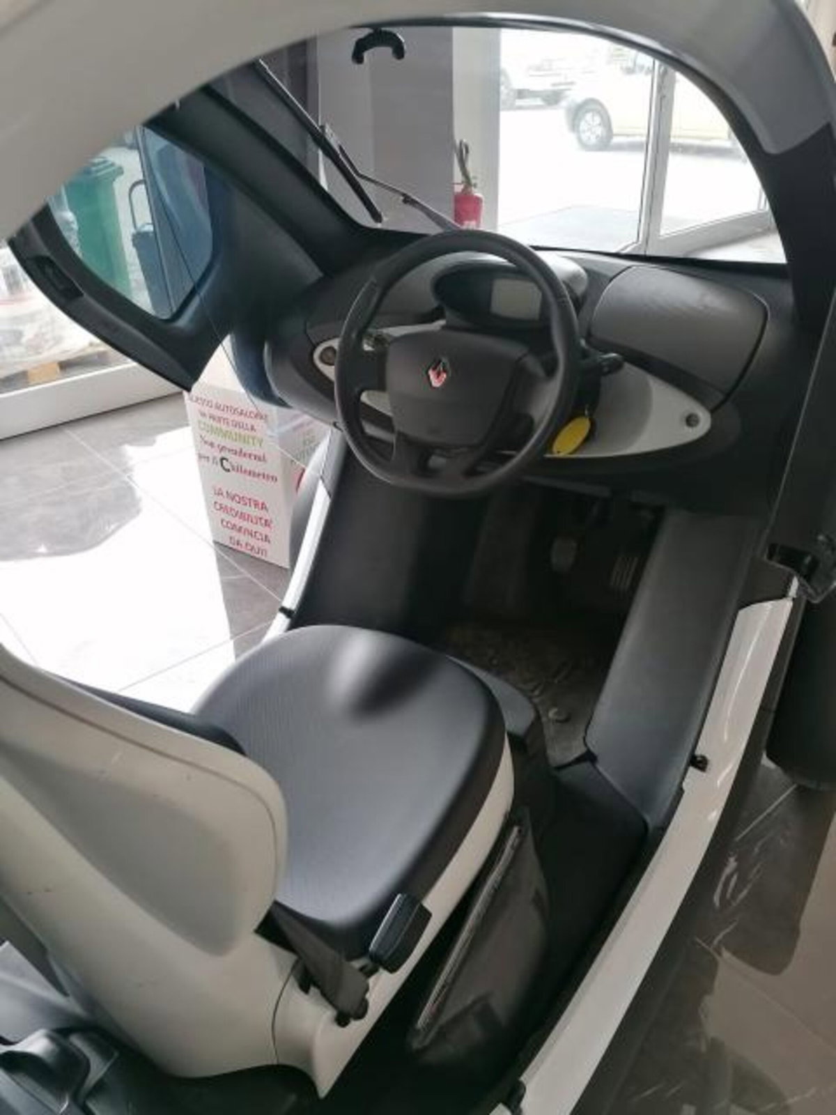 Renault Twizy 80 Intens (7)