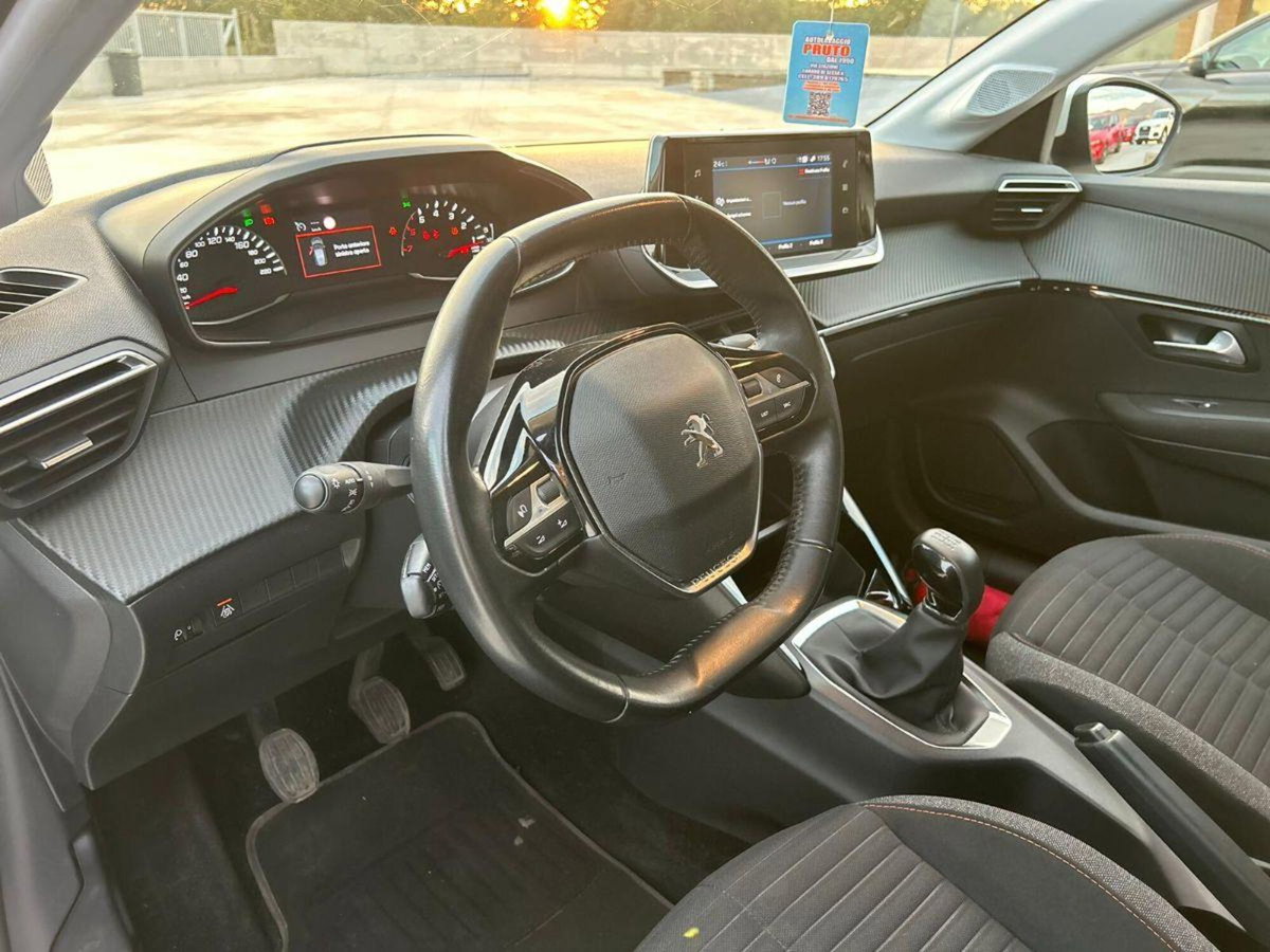 Peugeot 208 PureTech 75 Stop&Start 5 porte Active (8)