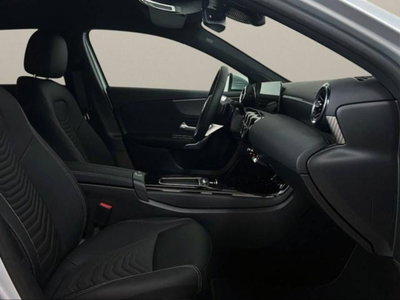 Mercedes-Benz Classe A Sedan 180 d Progressive Advanced Plus auto (11)