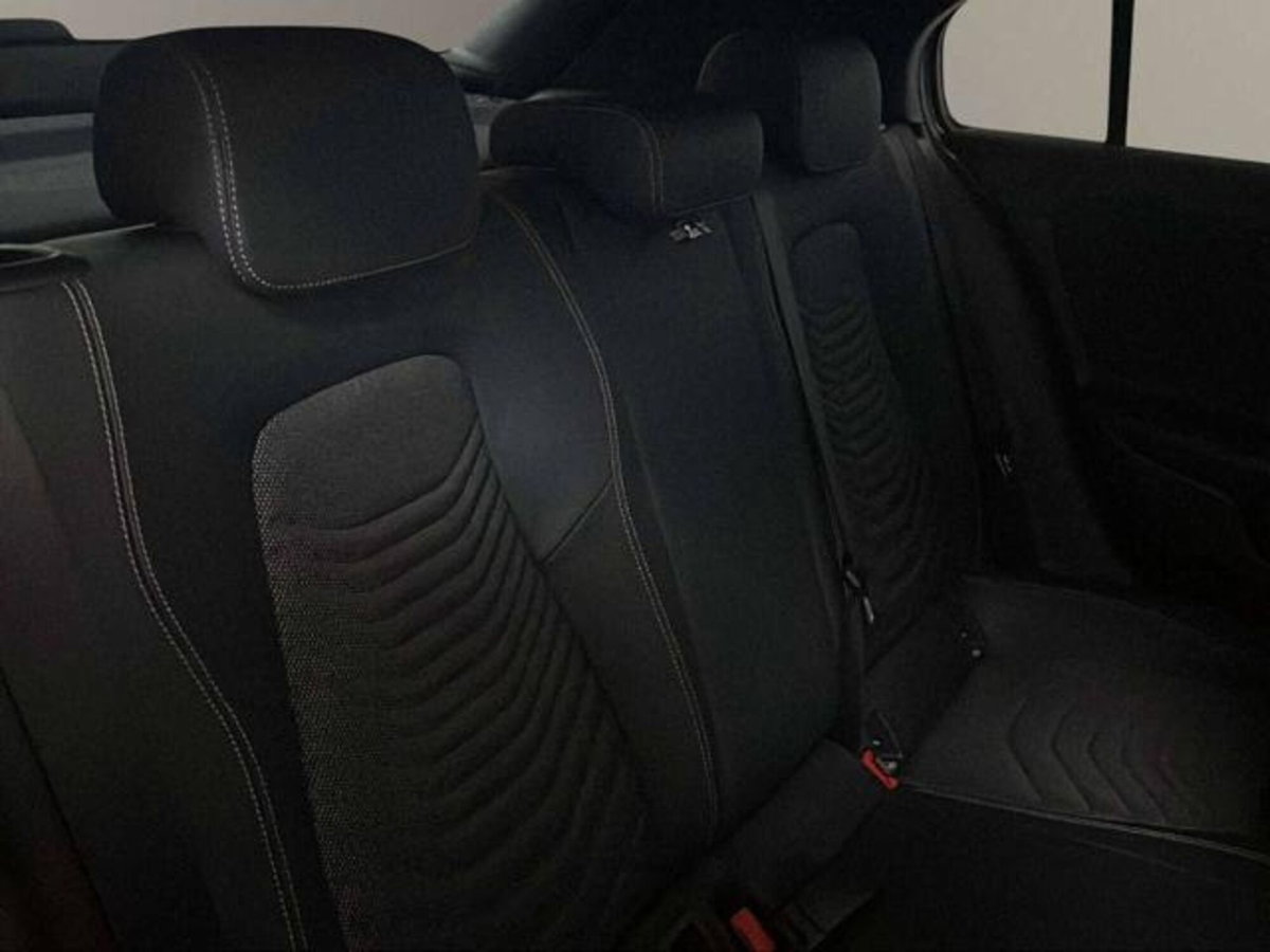 Mercedes-Benz Classe A Sedan 180 d Progressive Advanced Plus auto (12)