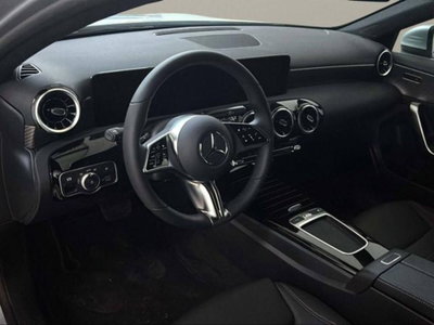 Mercedes-Benz Classe A Sedan 180 d Progressive Advanced Plus auto (18)