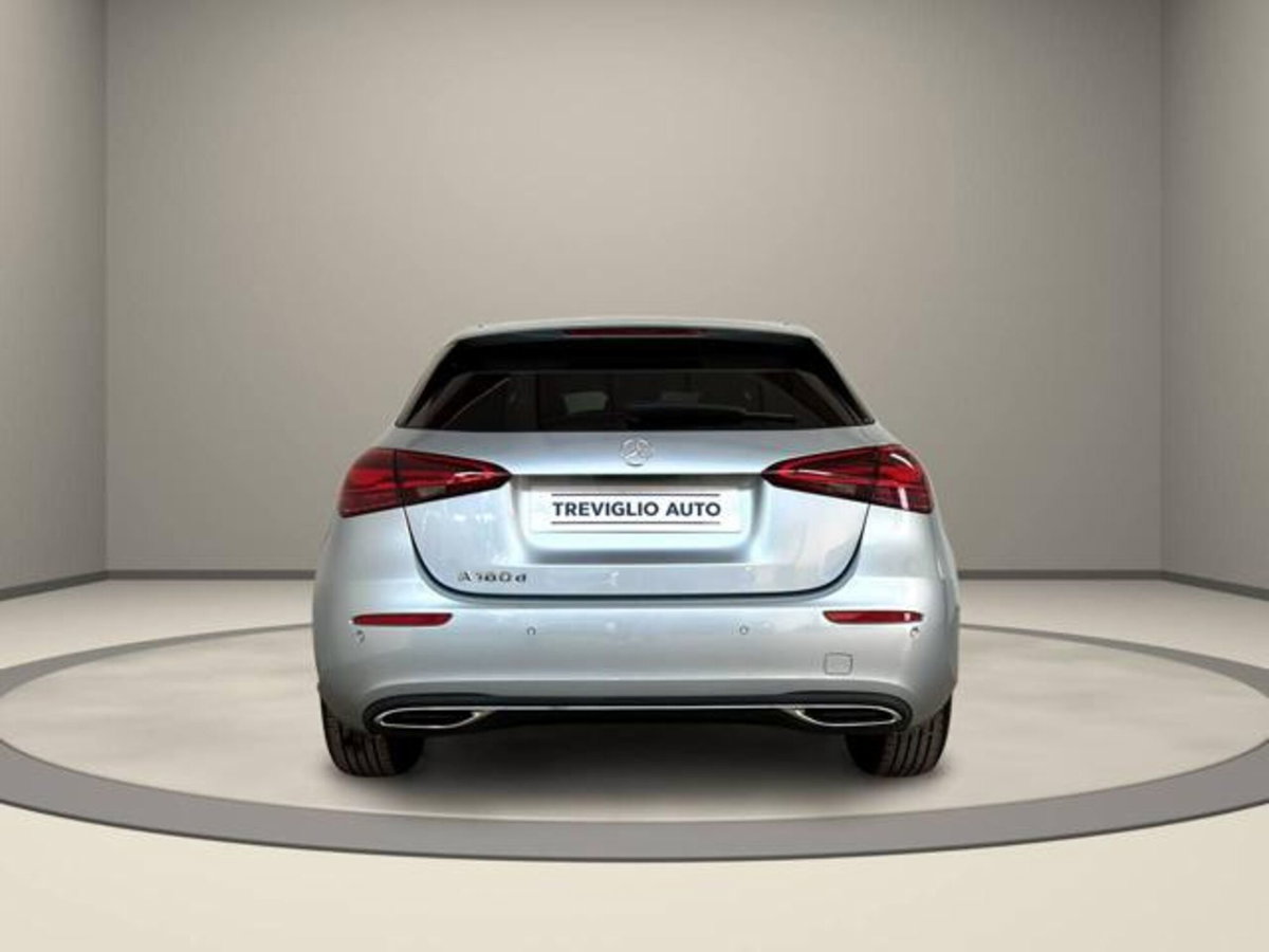 Mercedes-Benz Classe A Sedan 180 d Progressive Advanced Plus auto (6)