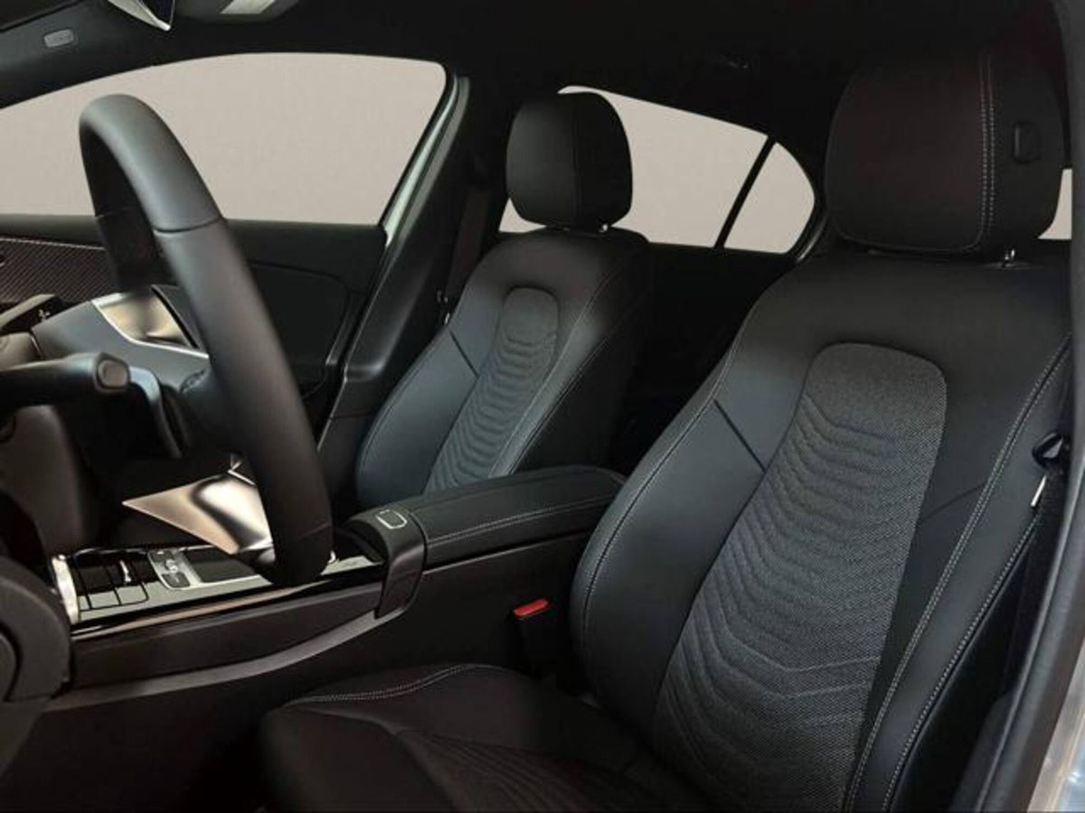 Mercedes-Benz Classe A Sedan 180 d Progressive Advanced Plus auto (9)