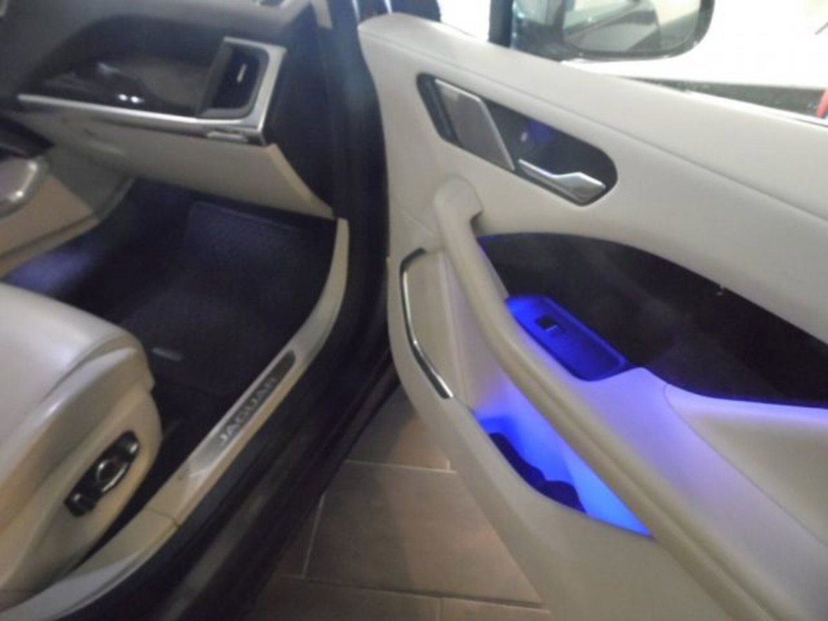 Jaguar I-Pace EV 90 kWh 400 CV Auto AWD HSE (7)